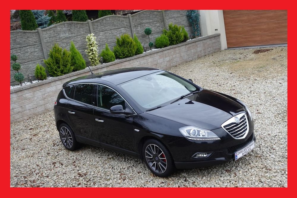 Lancia Delta *** Polift Czarna 1,4 TJet 120KM Mały przebieg Alumy 17 cali Skóra ***