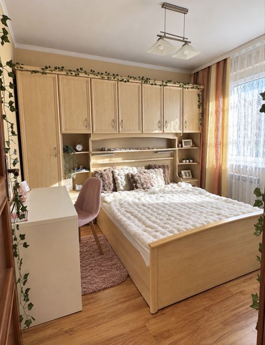 Wynajmę mieszkanie 50m2 dwa pokoje, przedpokój, balkon, kuchnia, łazienka, toaleta, dwie piwnice