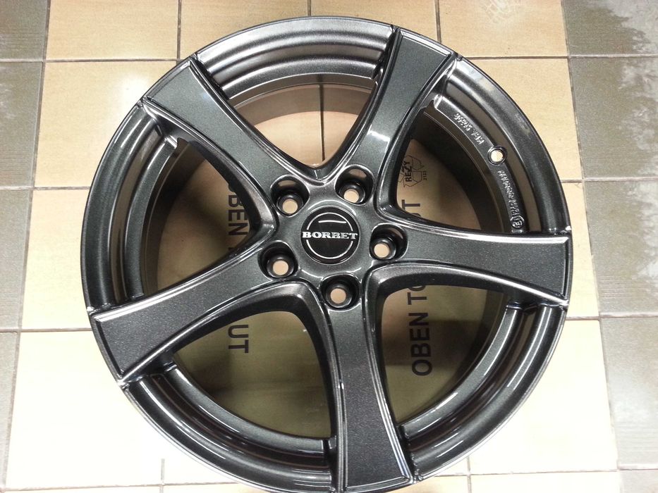 Felgi aluminiowe Borbet F2 Audi VW Skoda Seat 6,5x17 5x112 ET49