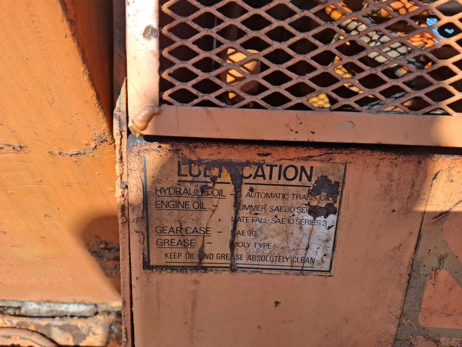 rozściełacz asfaltu, piasku pod kostkę  Allatt Allpaver SP-50