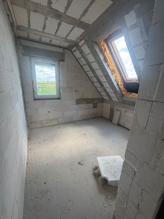 Dom SSZ duza dzialka ok 30 ar ok 10min od Zamoscia