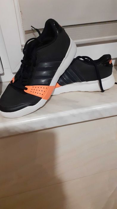 Buty sportowe adidas