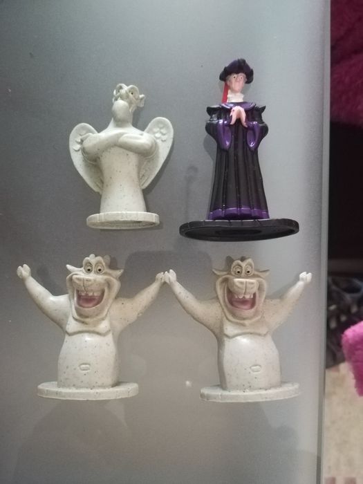 Bonecos/Figuras Disney