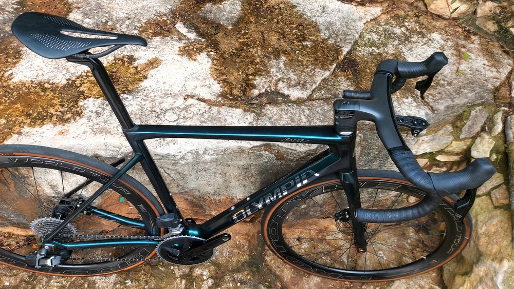Olympia Leader Sram Rival AXS t54