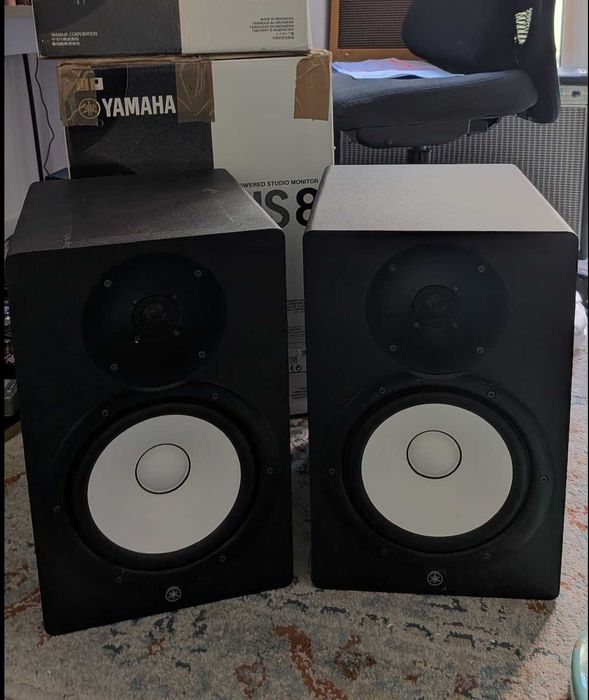Monitores Yamaha HS8 de Estúdio (par)