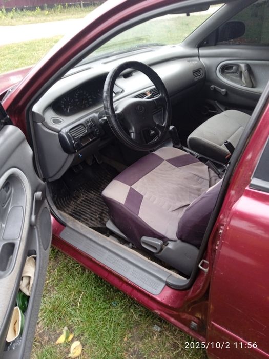 Мазда 626 1,8 продам