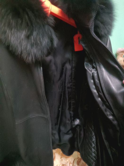 Продам шкіряну куртку Демі авто леді Розмір 50-52