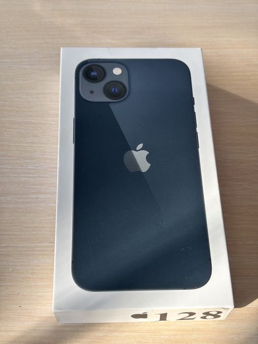Продам iphone 13 midnight