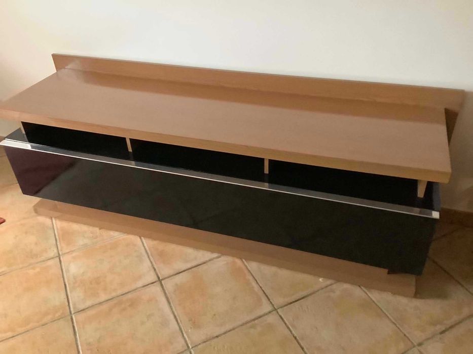 Armário para TV 130 euros