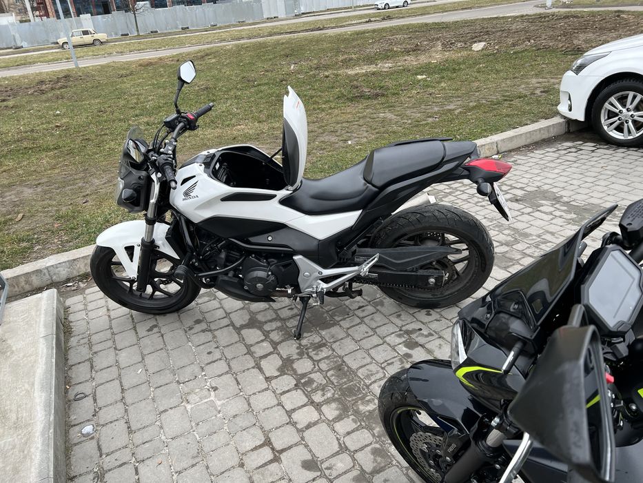 Мотоцикл Honda NC 750 2016