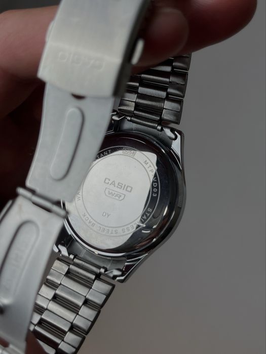Голинник Casio mtp-VD03 Silver/White