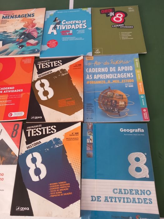 Cadernos de exercícios 8° ano