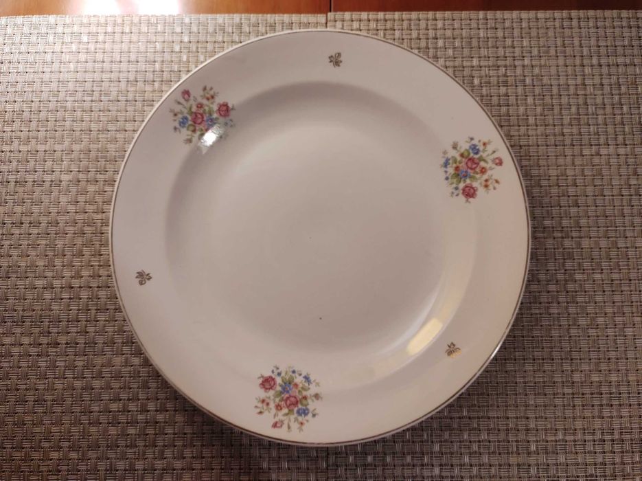 Блюдо сервировочное большое, d35 см