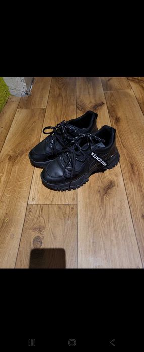 Buty damskie adidasy