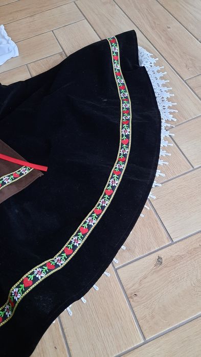 Sukienka w stylu bawarskim, octoberfest itp.