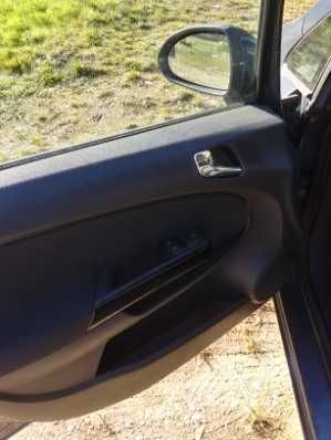 Opel Corsa D 2008 r
