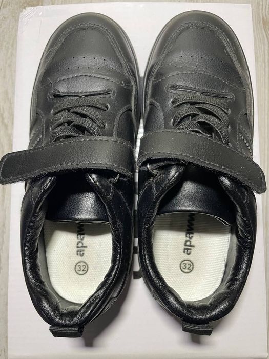 Кроссовки детские кожаные