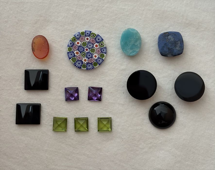 Conjunto de pedras naturais