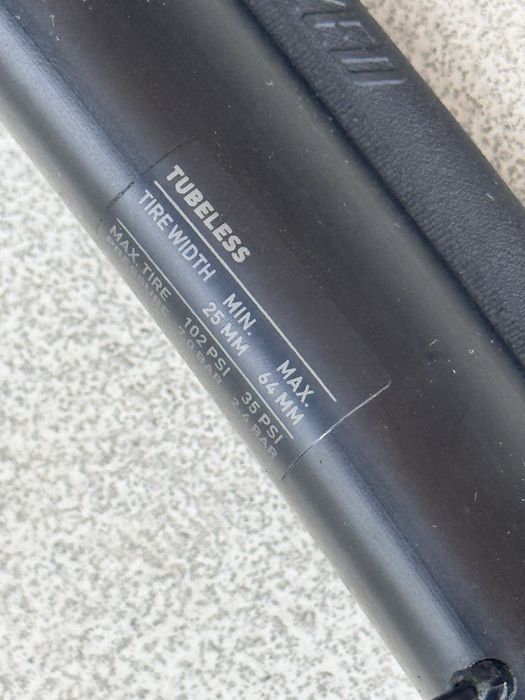 Rodas DT Swiss R470 disc
