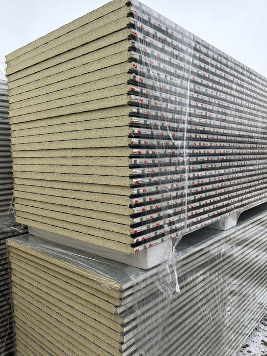 Płyta warstwowa OUTLETWA 40mm ścienna