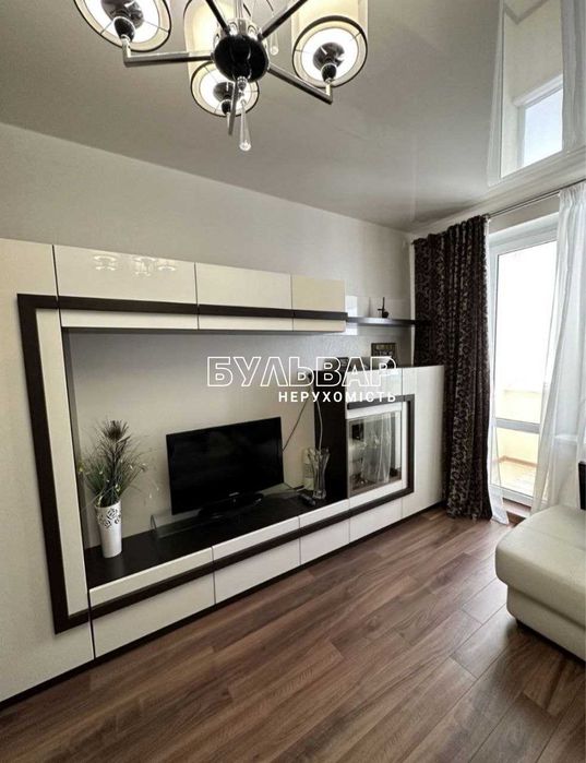 Продам 4 к.кв Центр Новострой, м. Левада, Гагарина, ул. Вернадского, 1