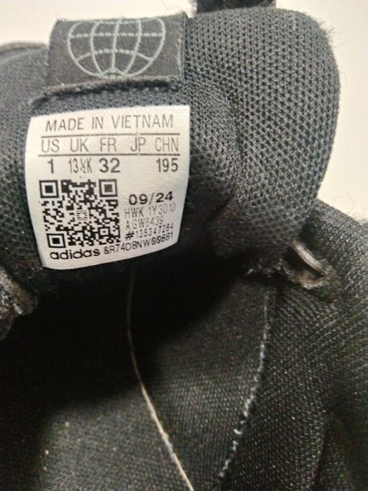 Buty Adidas 32  chłopiec