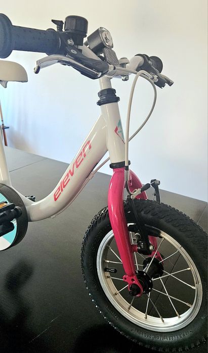 Bicicleta de criança NOVA