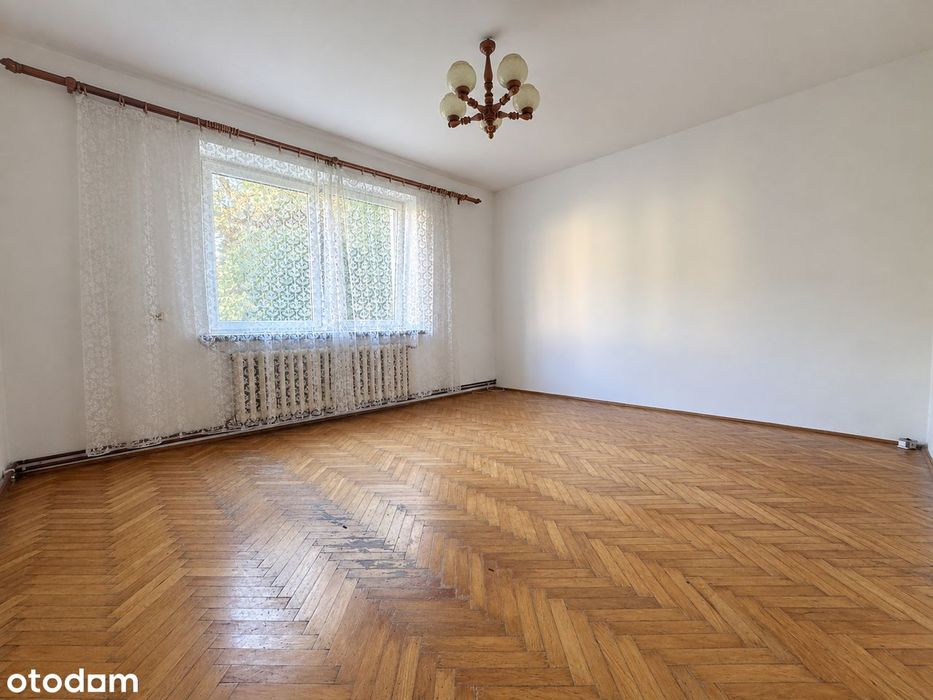 Dom Wolnostojący Z Wz Na Rozbudowę I Nadbudowę – Malawa