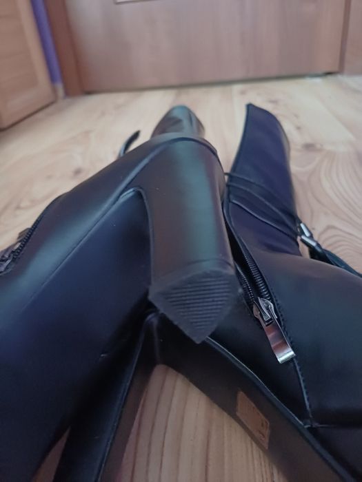 Botki duży rozmiar 43