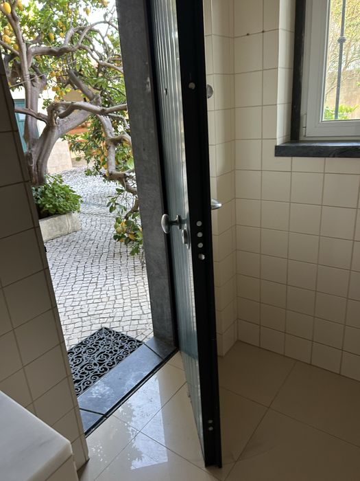 Porta blindada exterior