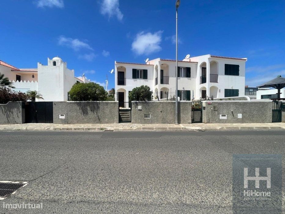 Apartamento T2 Duplex com Vista Mar - Porto Santo