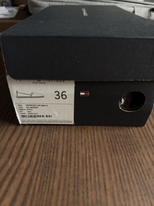 Granatowe espadryle Tommy Hilfiger 36