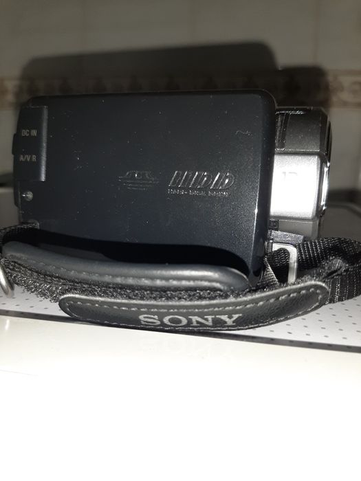 Вiдеокамера HDR XR350E (Можливий обмін на iPhone 11 Pro)