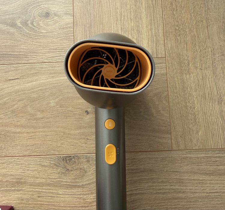 Фен Philips BHD321/00 серії 3000