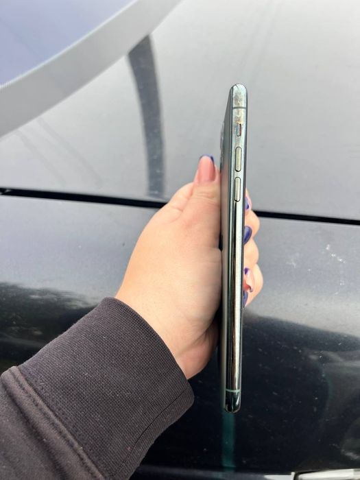 Продам Айфон 11про Макс 256