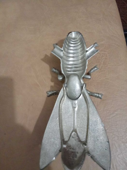 Пепельничка Муха Іспанія