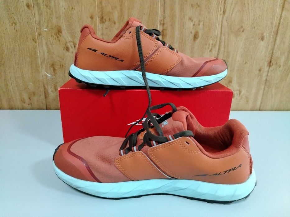 Жіночі кросівки ALTRA оригінал _superior-5 38 розмір