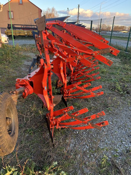 Плуг,Плуги,Оборотний,Kuhn,Lemken,Kverneland