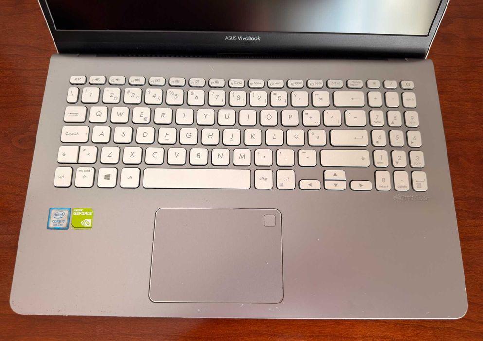 Asus VivoBook S530F 15.6"FHD|i7-8565U|16Gb Ram|Ssd 512Gb|Geforce MX150