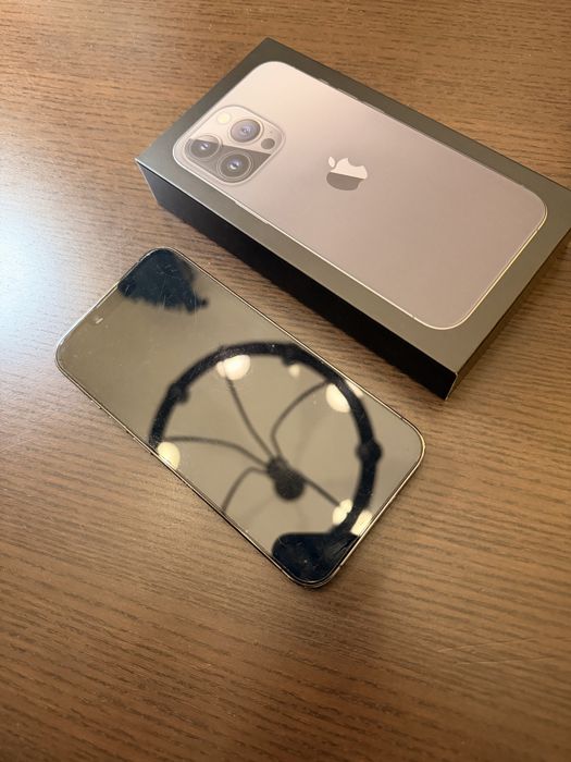 iPhone 13 Pro 256 GB – stan bardzo dobry, komplet