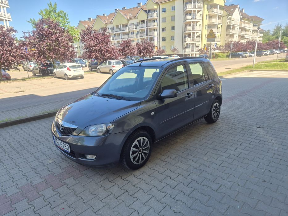 MAZDA 2  1.4 benzyna /  / hak/  przebieg  154 tys km