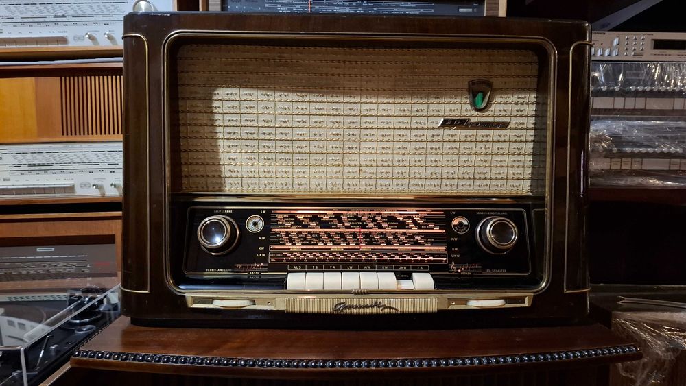 Grundig 3035 3D Klang  Radio lampowe