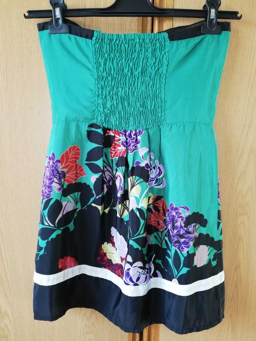 Vários vestidos verão e inverno como novos