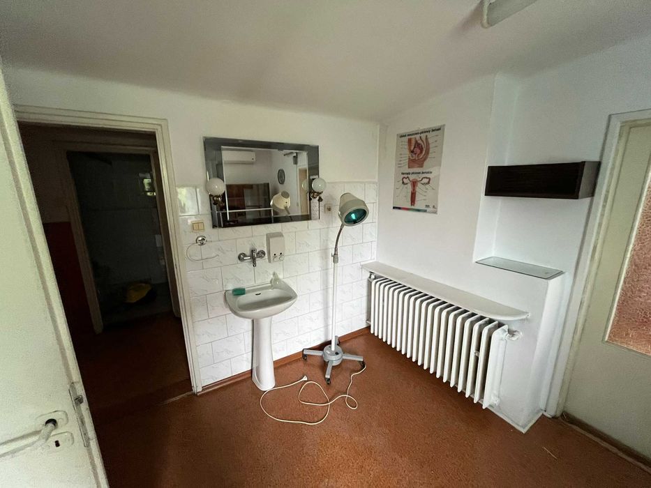 Lampa zabiegowa bezcieniowa lekarska