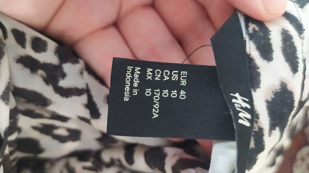 Продам жіночу блузку