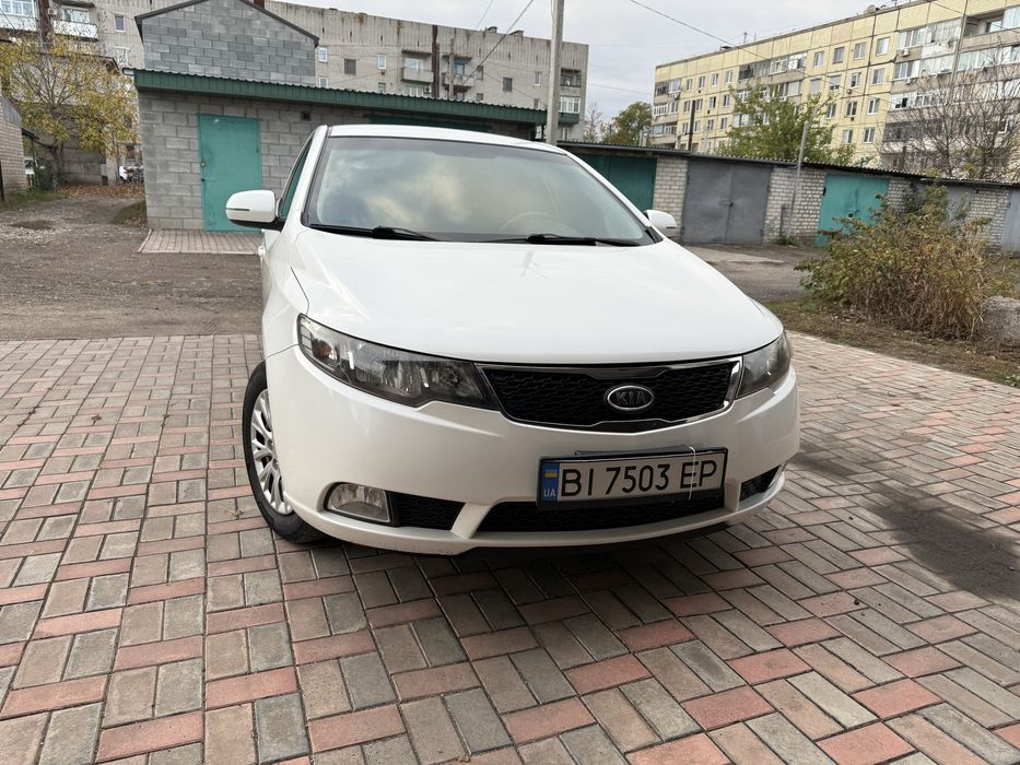 Kia Cerato в ідеальному стані