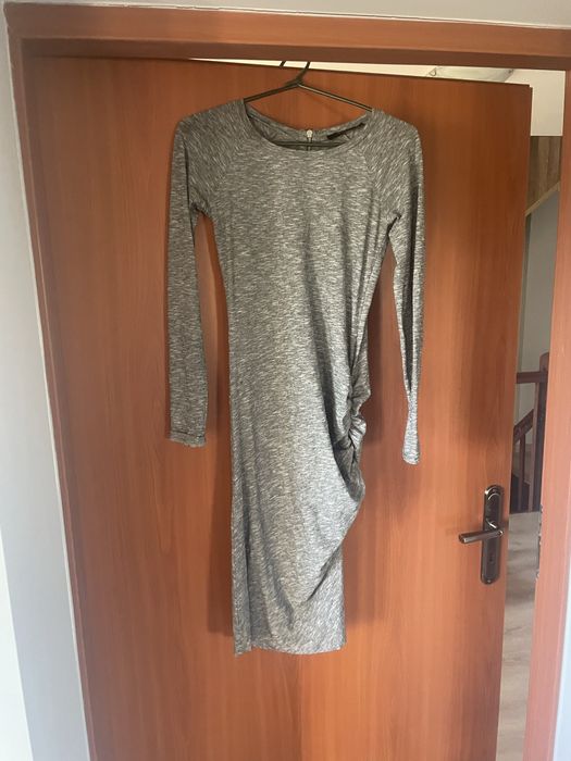 Sukienka z marszczeniem