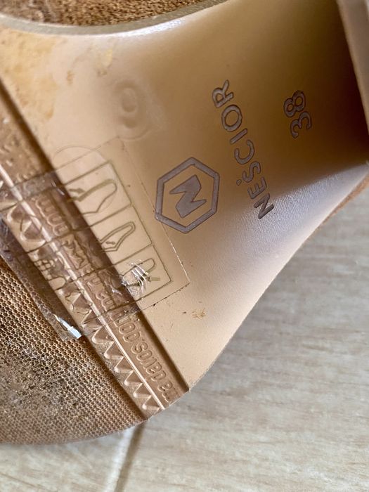 NEŚCIOR 38 kowbojki botki zamsz skóra