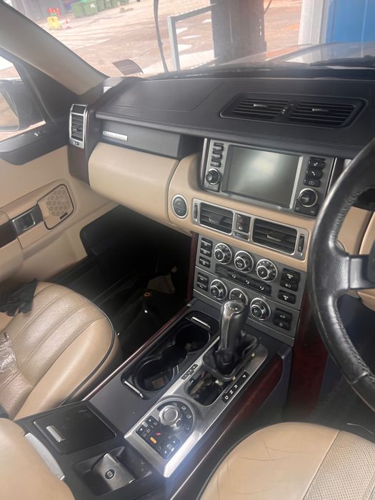 2007 Landrover Vogue V8 3.6 Diesel