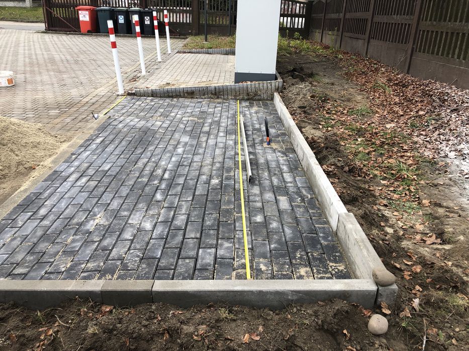 Wynajmę teren pod chlebomat kwiatomat itp